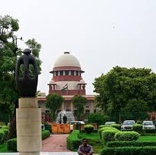 सुप्रीम कोर्ट ने मासिक धर्म स्वच्छता को मौलिक अधिकार बनाया: स्कूलों को अब क्या-क्या करना होगा